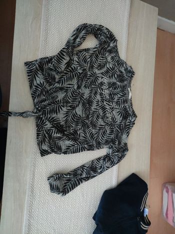 Pull fin épaule dénudée gris feuille gemo 10 ans