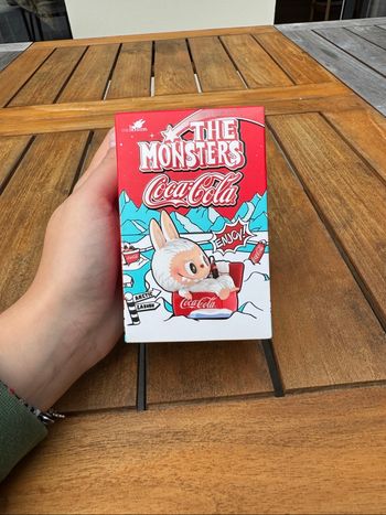 Pop Mart The Monsters Coca cola neuf scellé