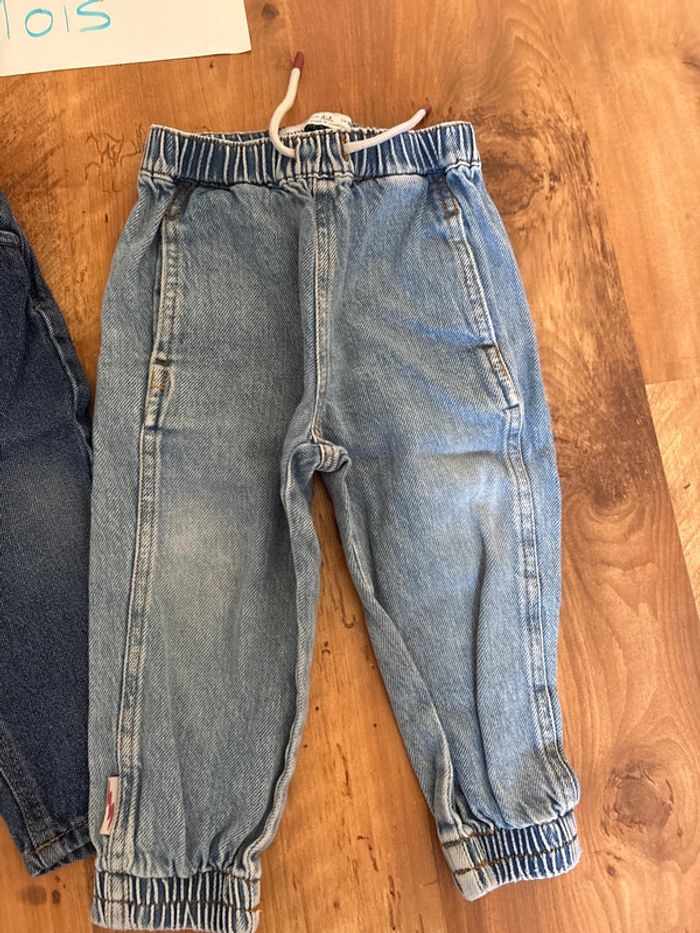 Lot de jeans bleu taille 24 mois - photo numéro 3