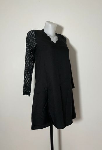 Robe noire à manches longues en dentelle Shein