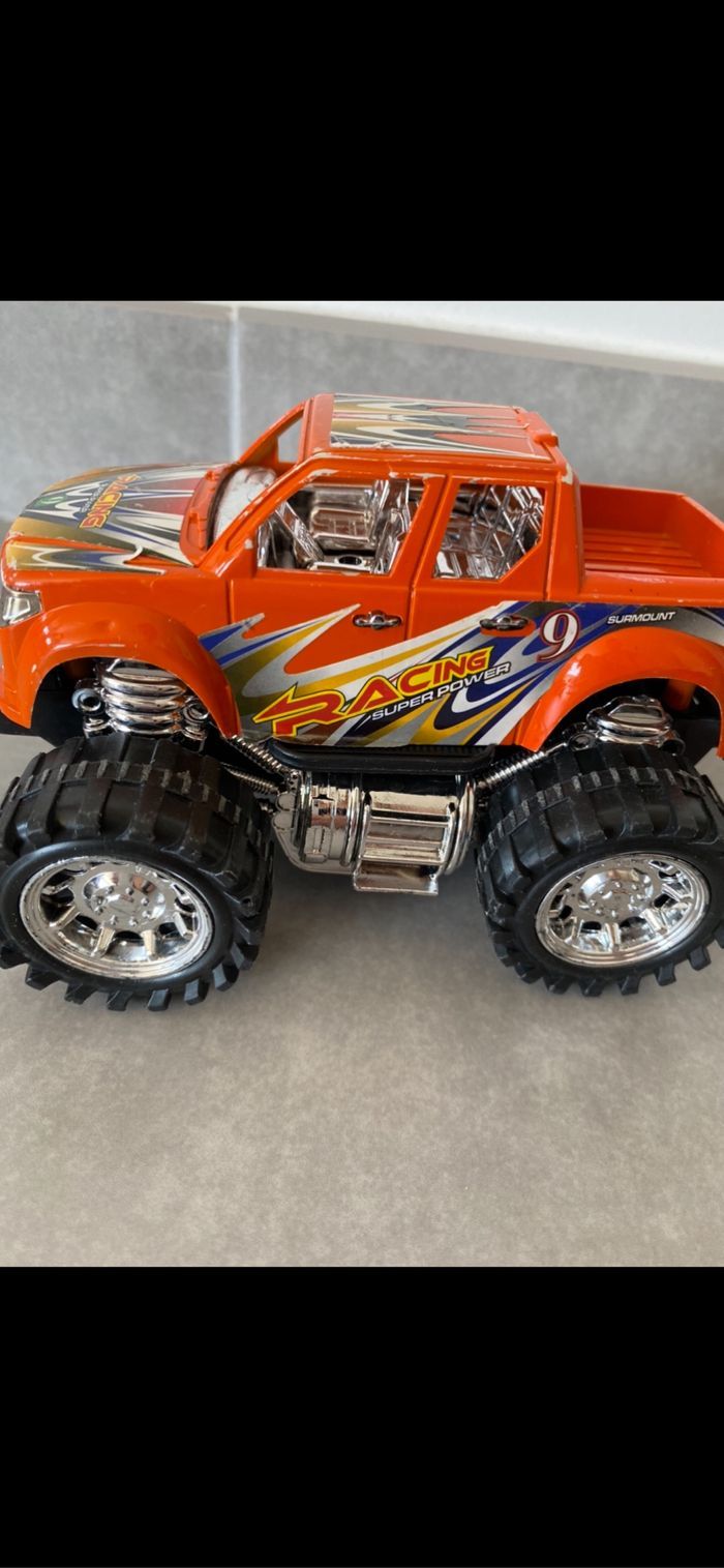 Jouet Voiture - photo numéro 3