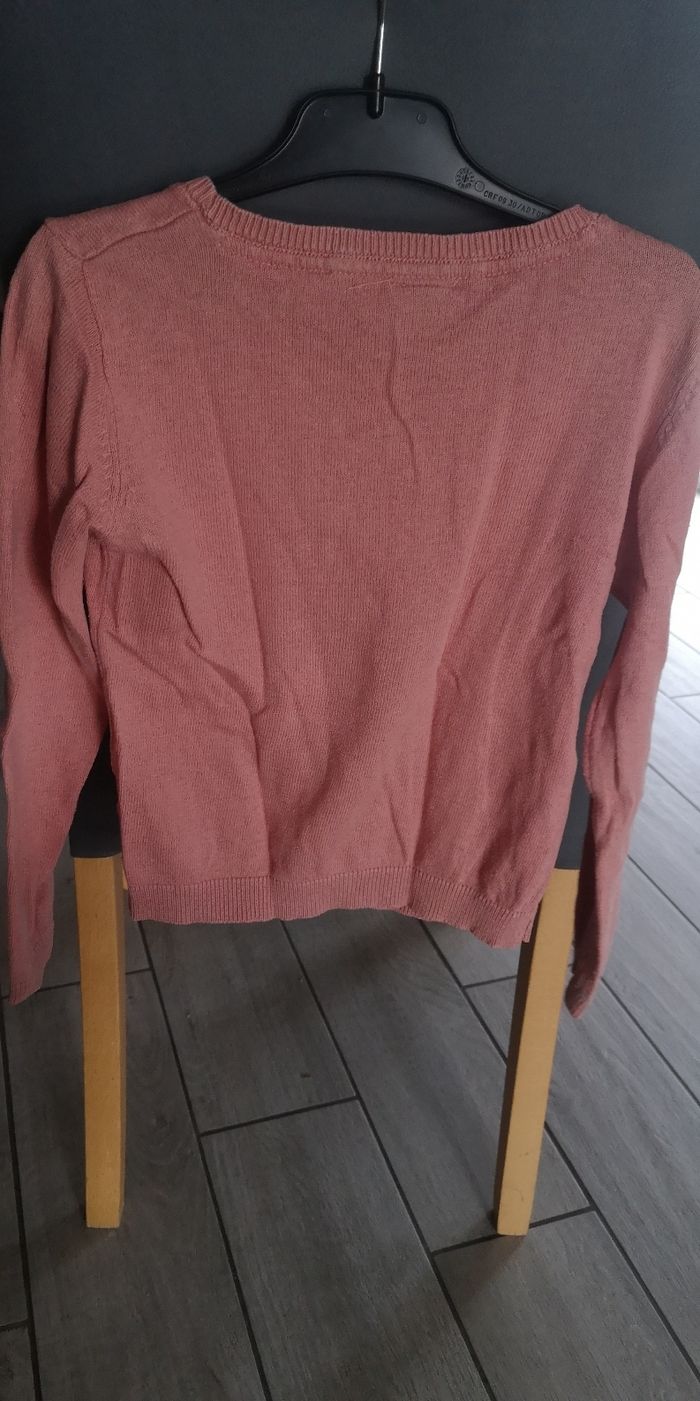 Pull reine des neiges taille 5 ans