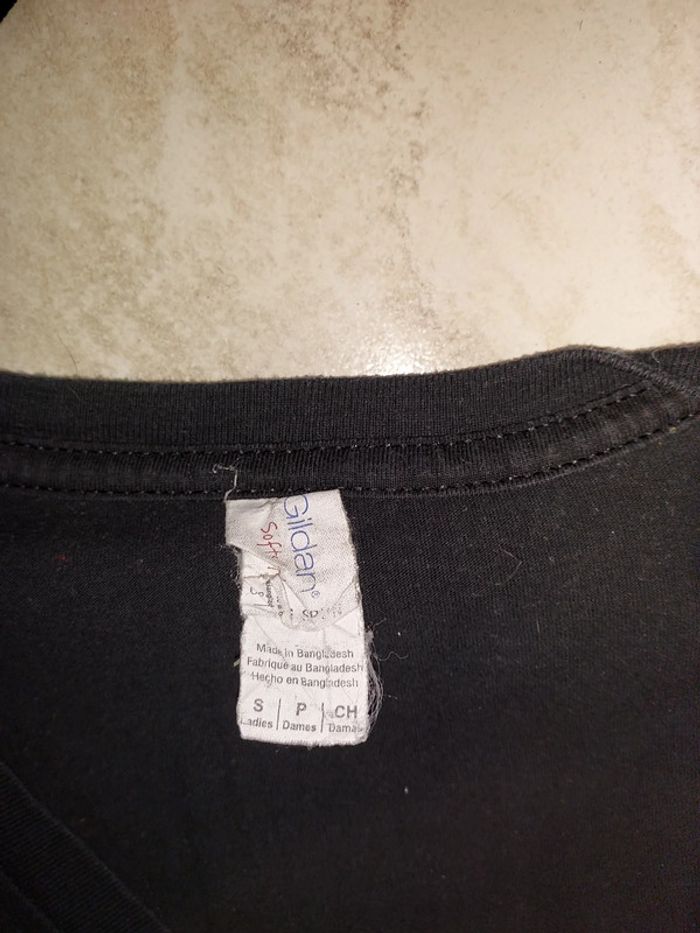 T shirt noir - photo numéro 3