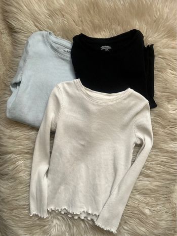 Fille 👧🏻 Lot 3 tshirts manches longues côteleé - Kiabi taille 4 ans