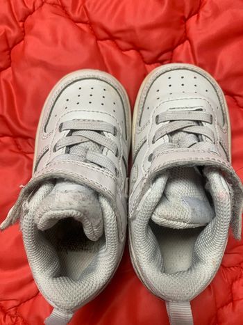 Basket nike taille 22