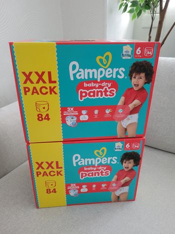 Pants pampers taille 6
