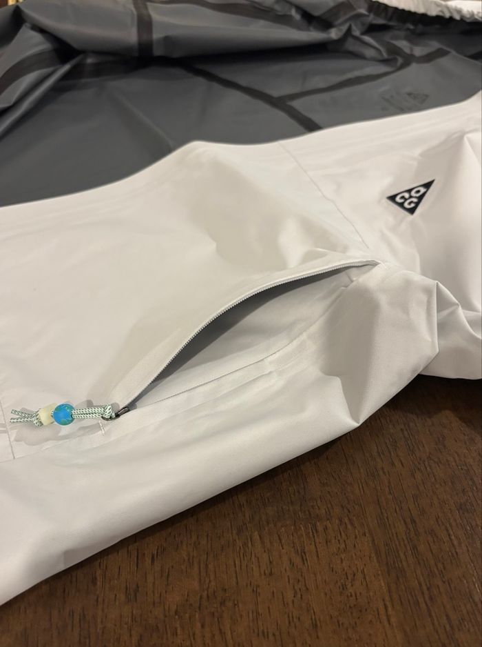 Veste Nike ACG Storm fit Cascade Rains - photo numéro 5