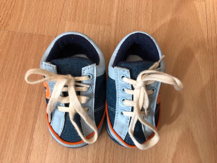 Jolie paire de chaussures/baskets Creeks T. 16-17 garçon TBE - photo numéro 2