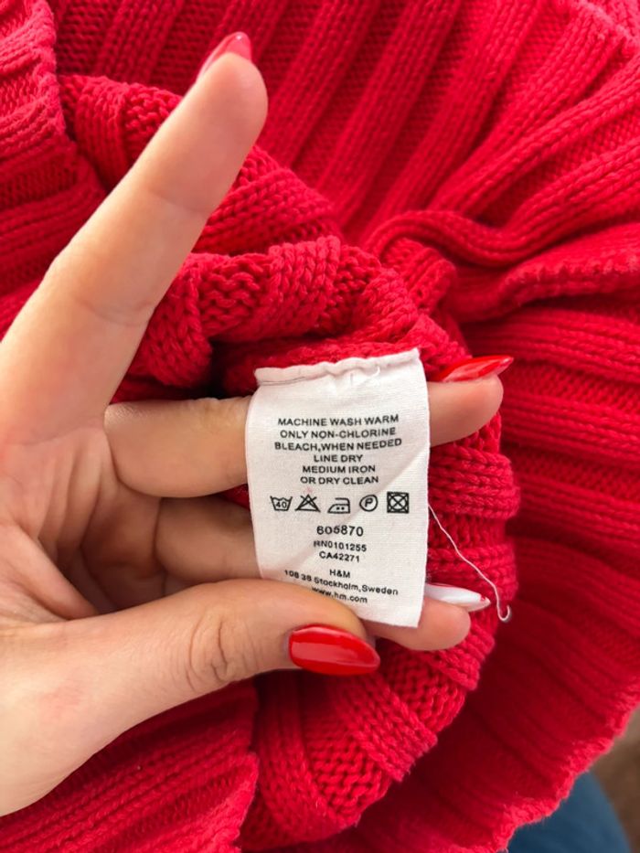 Pull femme rouge côtelé col V H&M taille M - photo numéro 5