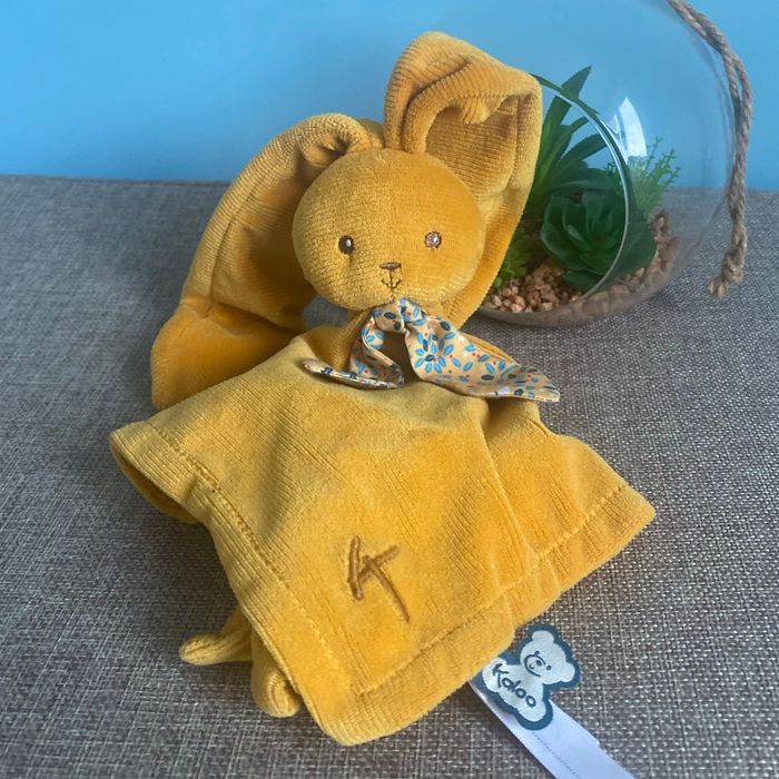 Doudou lapin plat kaloo  ocre