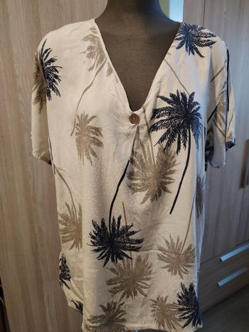 Blouse manches courtes taille 48