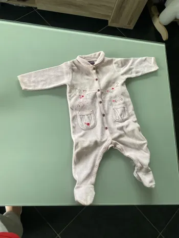 Grenouillère fille 9 mois