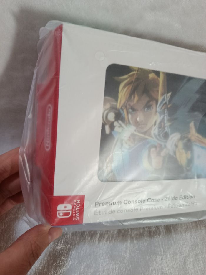 À saisir : pochette pour nintendo switch  " Zelda " ! - photo numéro 2