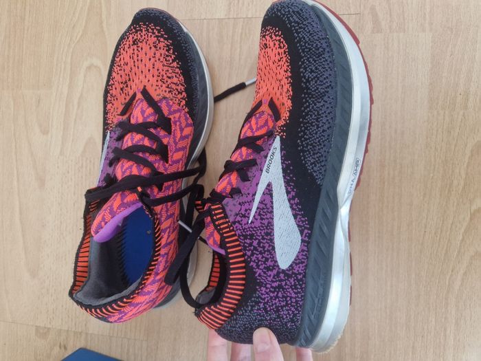 Baskets running brooks beldam taille 40 - photo numéro 4
