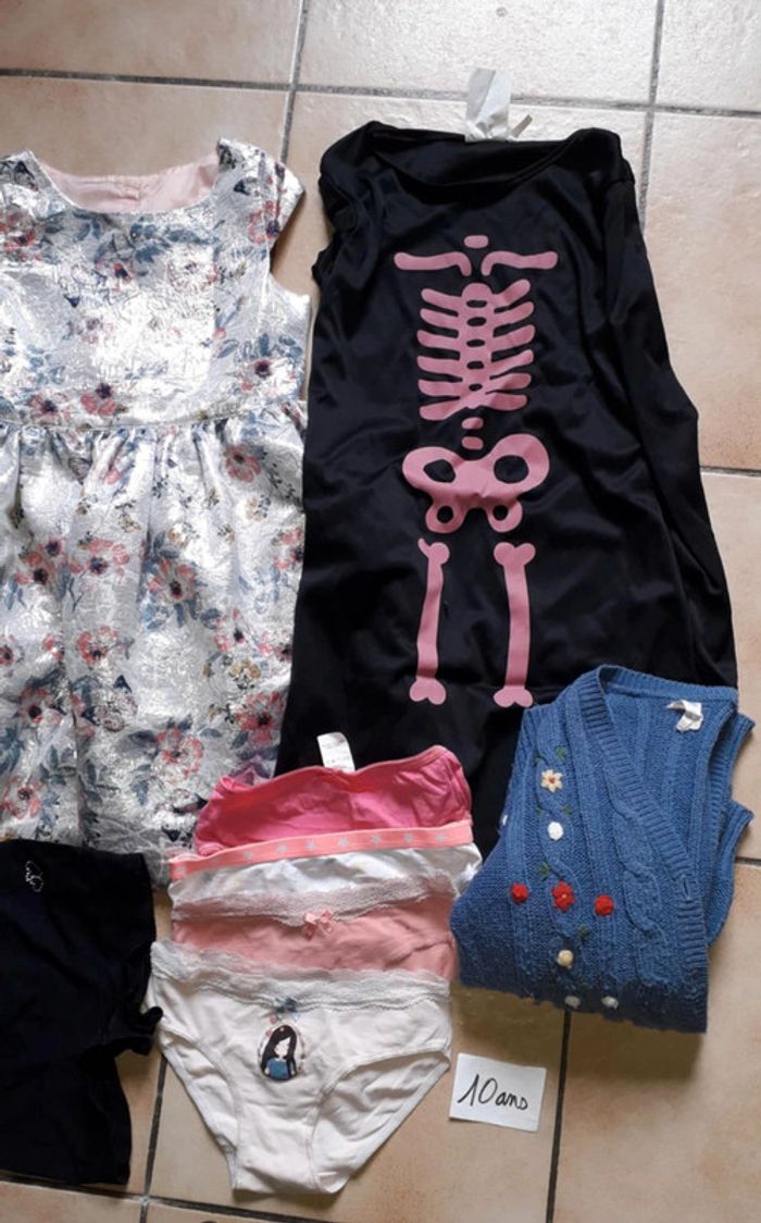 Lot 10 vêtements 10 ans fille - photo numéro 3