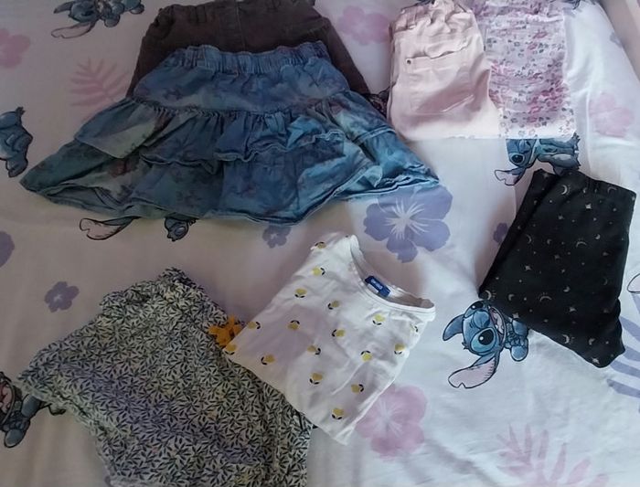 Vetements filles 8 ans (lot) - photo numéro 4