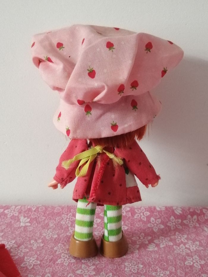 Poupée Charlotte aux fraises vintage - photo numéro 3