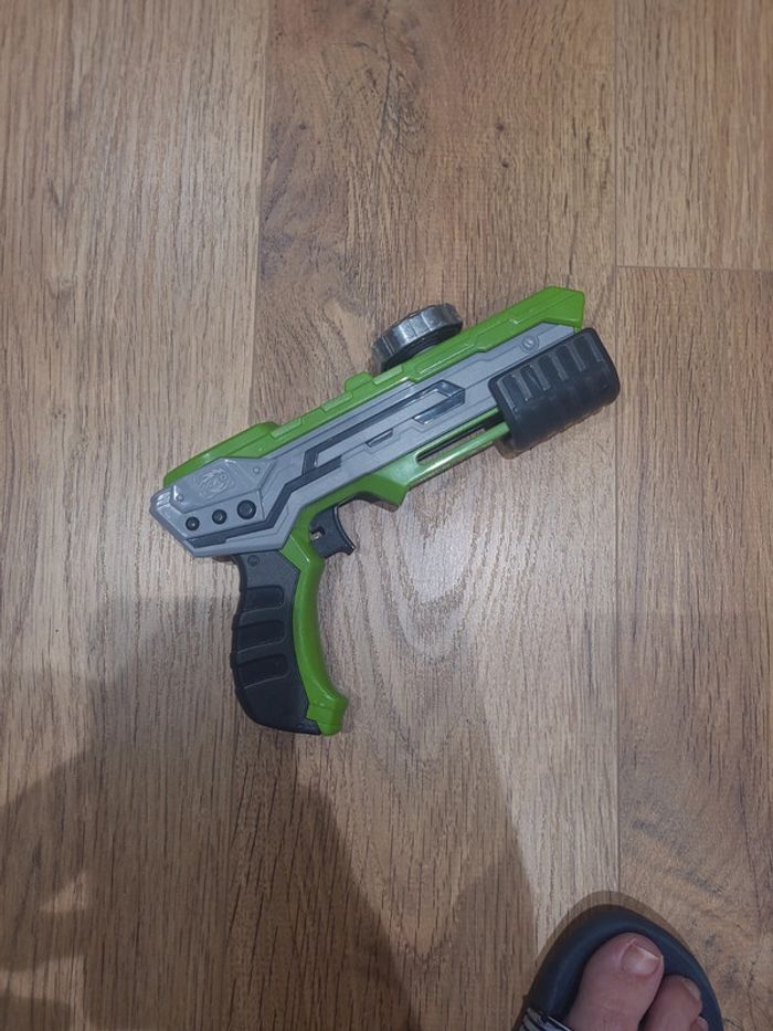 Lanceur de toupie spinner mad