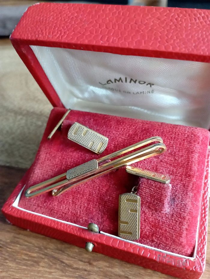 Boutons de manchette et épingle à cravate vintage - photo numéro 3