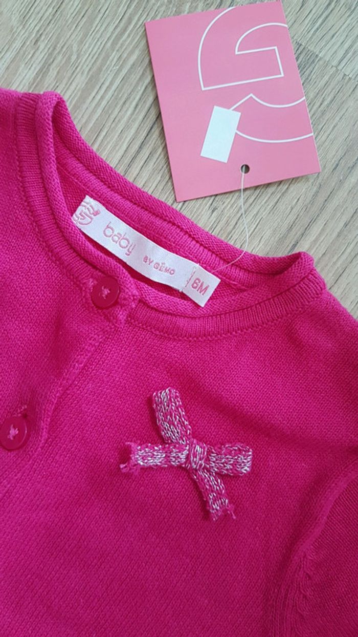 gilet fushia 6mois - photo numéro 2