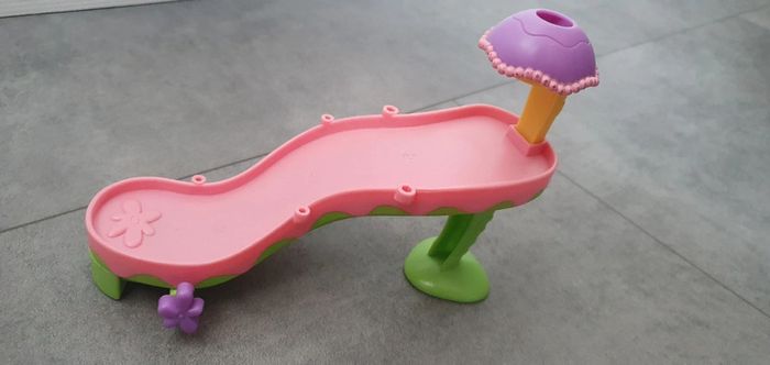 Tobogan Littlest Pet Shop année 2005 avec systéme aimanté pour remonter les pets - photo numéro 4