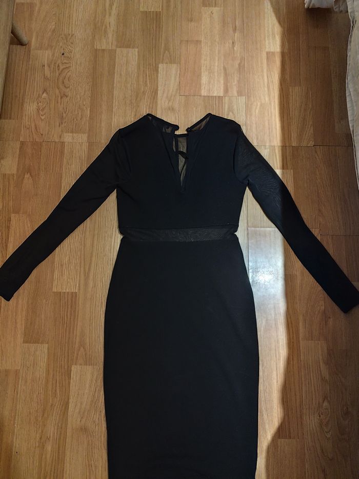 Petite robe noire - photo numéro 3