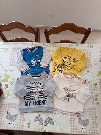 Lot 4 pull léger taille 12 mois