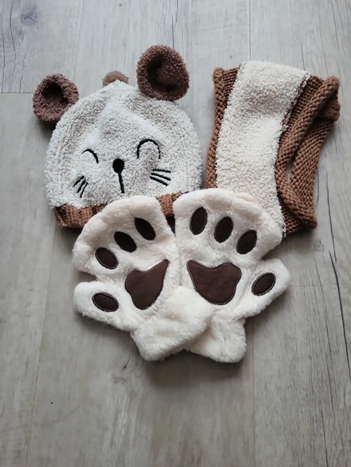 Lot bonnet écharpe et mitaines - photo numéro 10