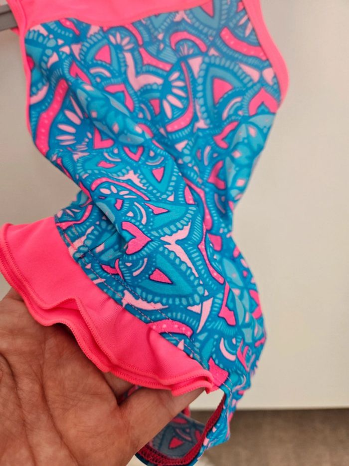 👙 Maillot de bain 1 pièce fille Nabaji – 24 mois (86 cm) Très bon état - photo numéro 2
