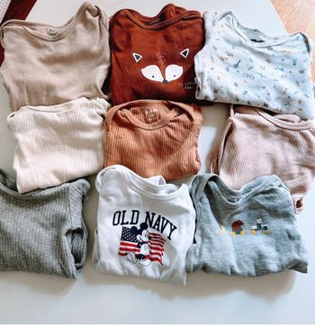 Lot de 9 bodies 3 mois
