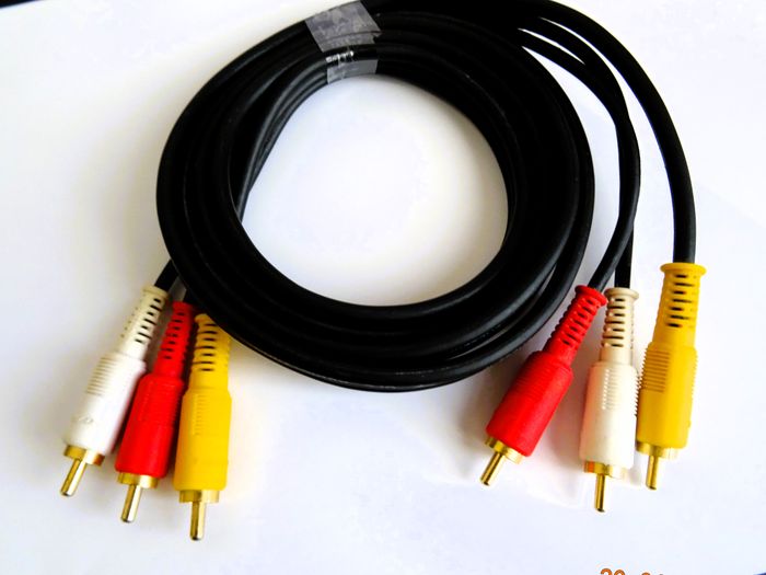 cable vidéo  audio 3 RCA  male