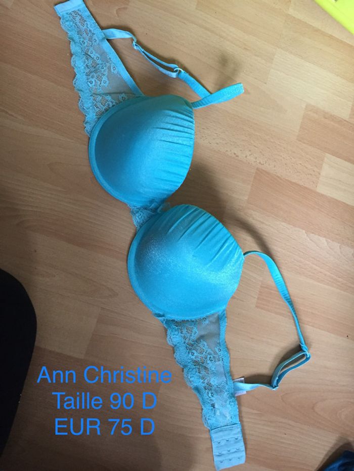 Soutien gorge bleu Ann Christine Taille 90 D