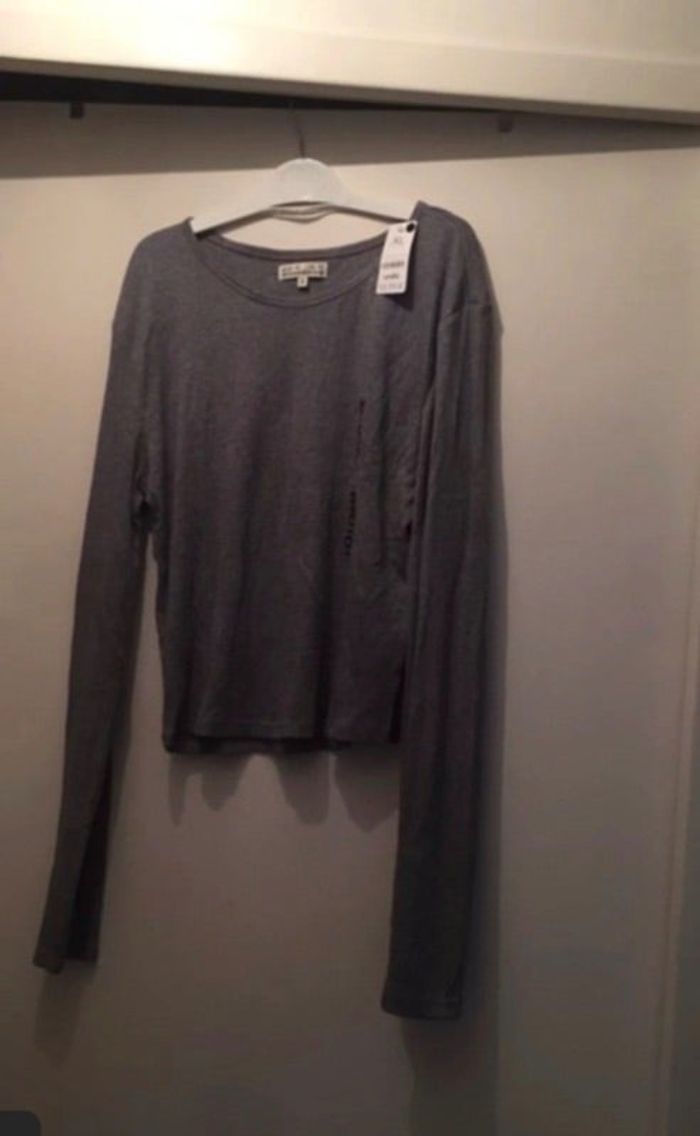 haut femme undiz taille xl neuf avec étiquette