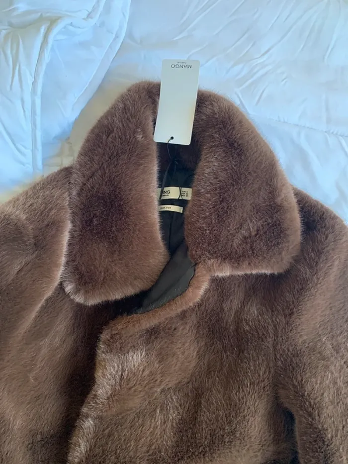 Manteau fausse fourrure marron - photo numéro 3