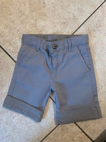 Short LC waikiki 3ans