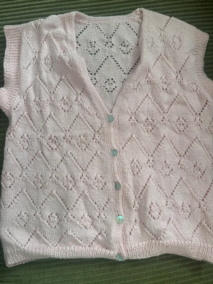 Cardigan sans manche rose pale
