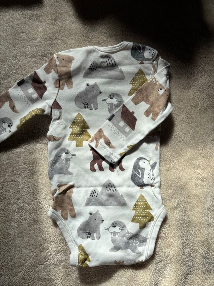 Lot de 2 bodys - photo numéro 6