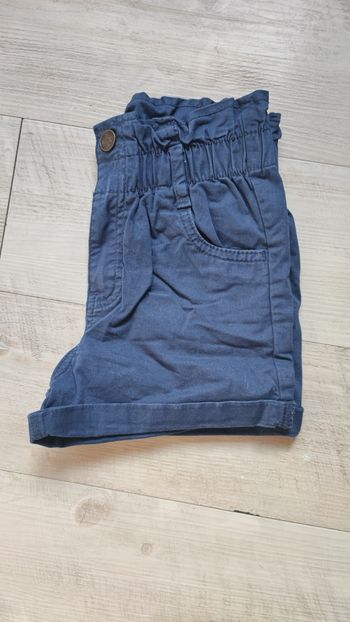 Short fille 