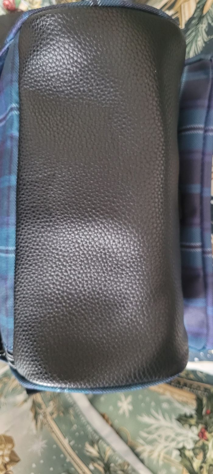 Sac  à dos  cabaia neuf Birmingham et 3 pochettes - photo numéro 3