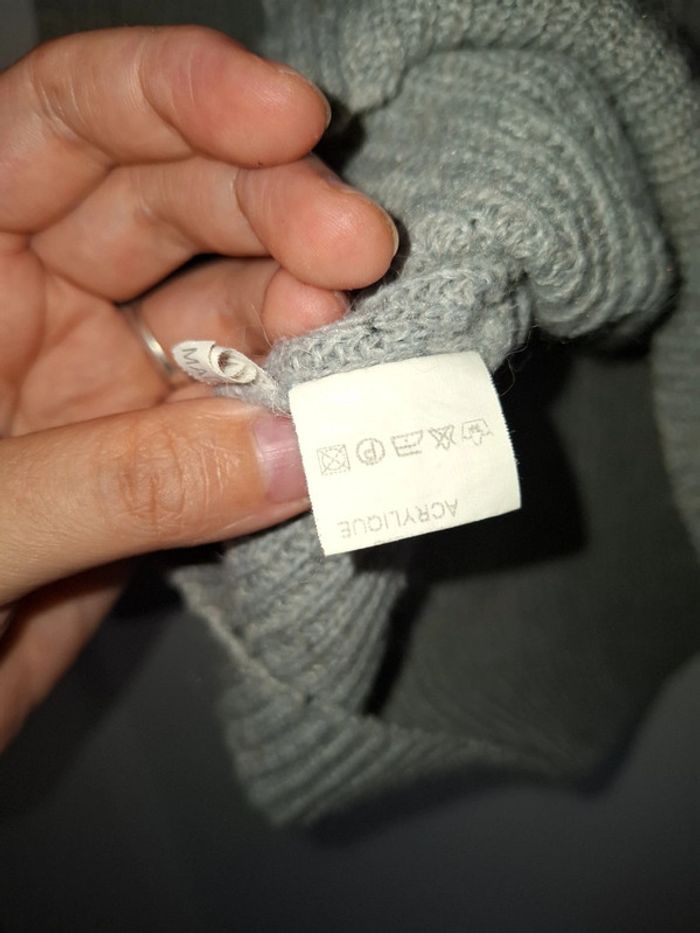 Pull taille M - photo numéro 4