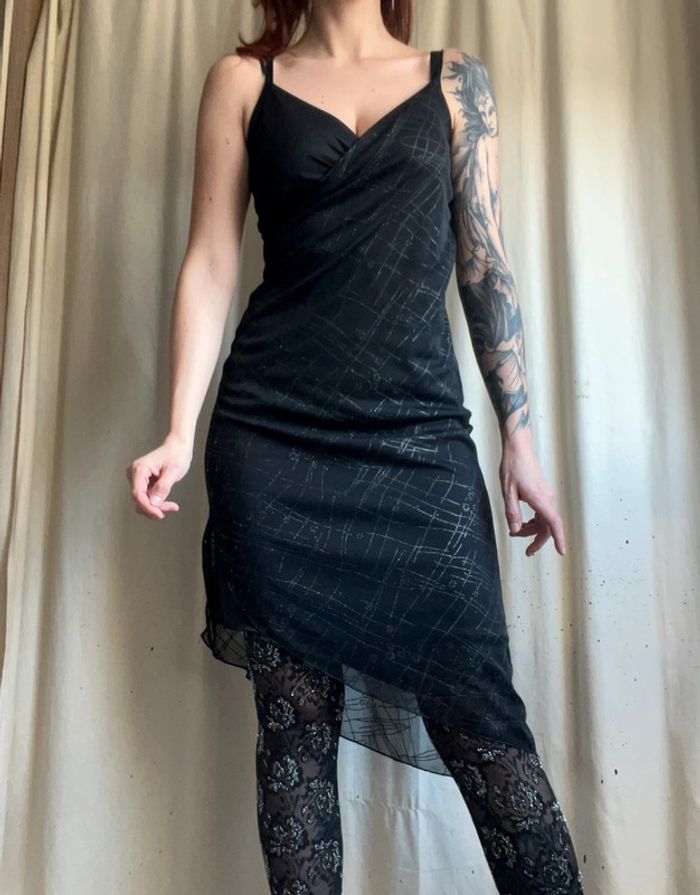 Robe asymétrique mesh paillettée Goth 🦇 vintage y2k - Taille S/M - photo numéro 2