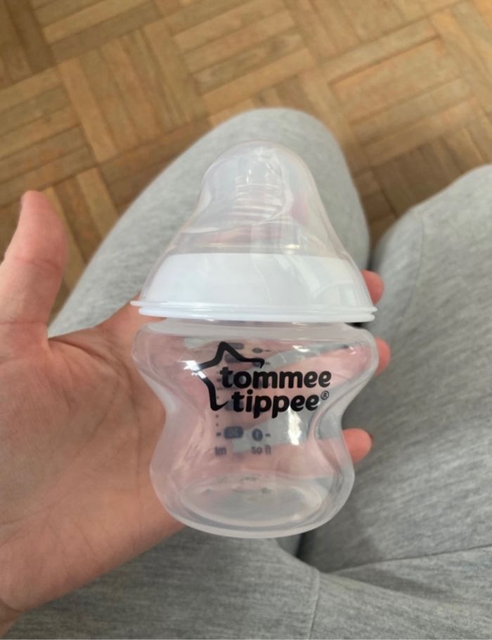 Biberon tommee tippee