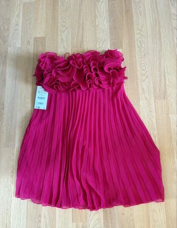 Robe rose courte