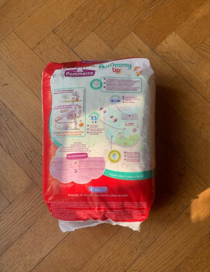 Couches pommette autonomy up taille 6 neuf non ouvert - photo numéro 3