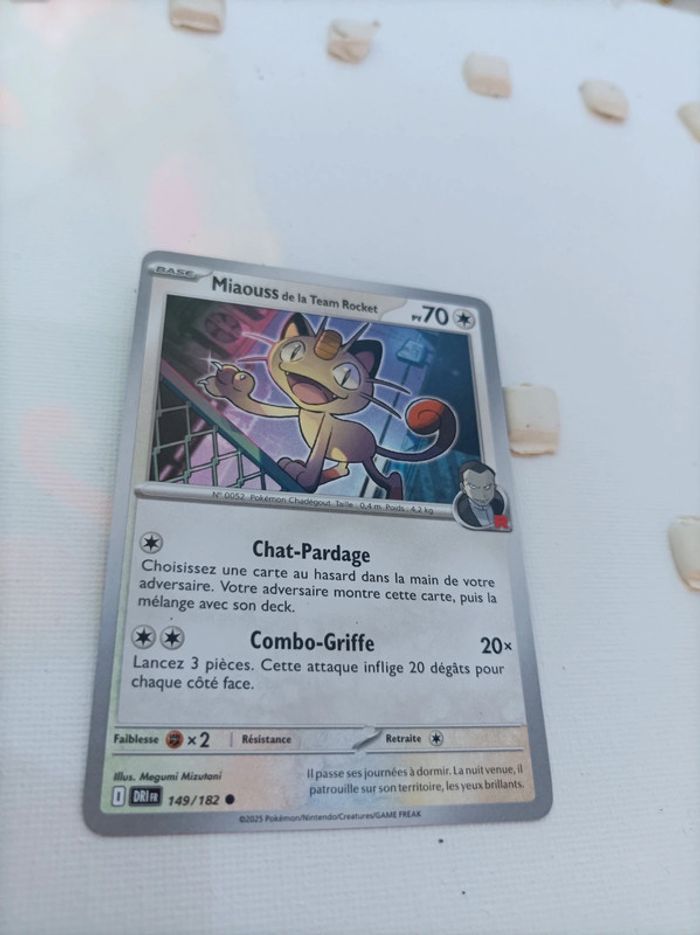 Carte pokémon miaouss de la Team rocket