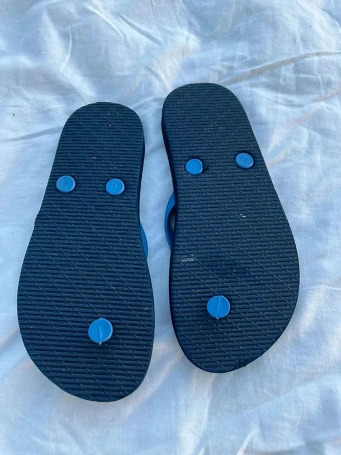 Tongs claquettes taille 32/33 - photo numéro 3