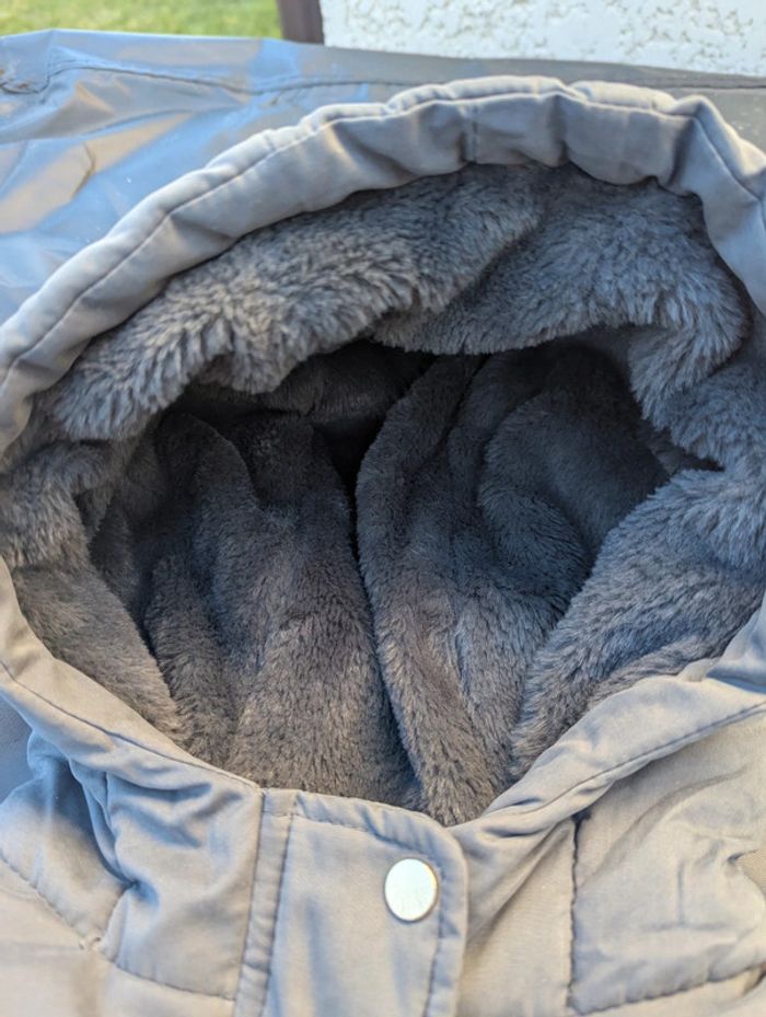 Manteau / doudoune grise 8 ans - photo numéro 2