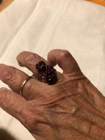 Jolie bague couleur rouge et cuivre