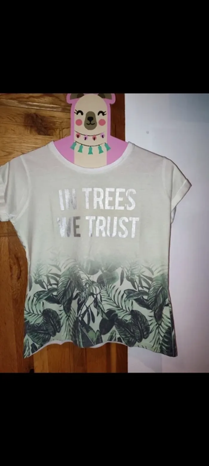 Tee shirt