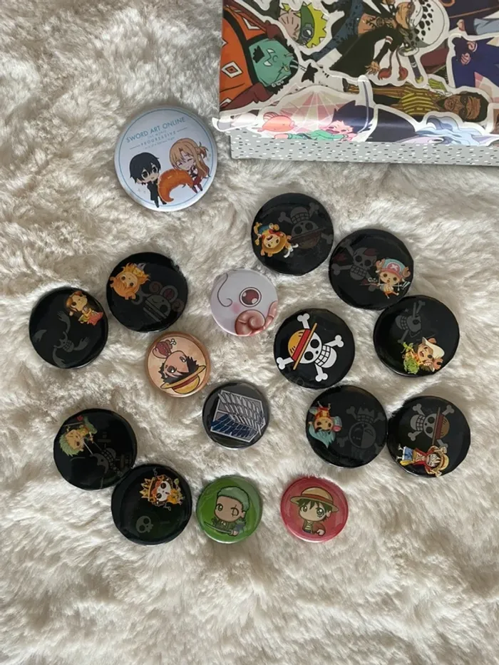 Lot de collection 16 Pins mangas - photo numéro 2